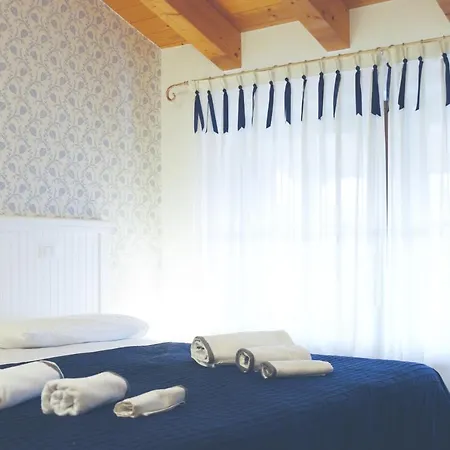 ファームステイ La Madrugada Farm House